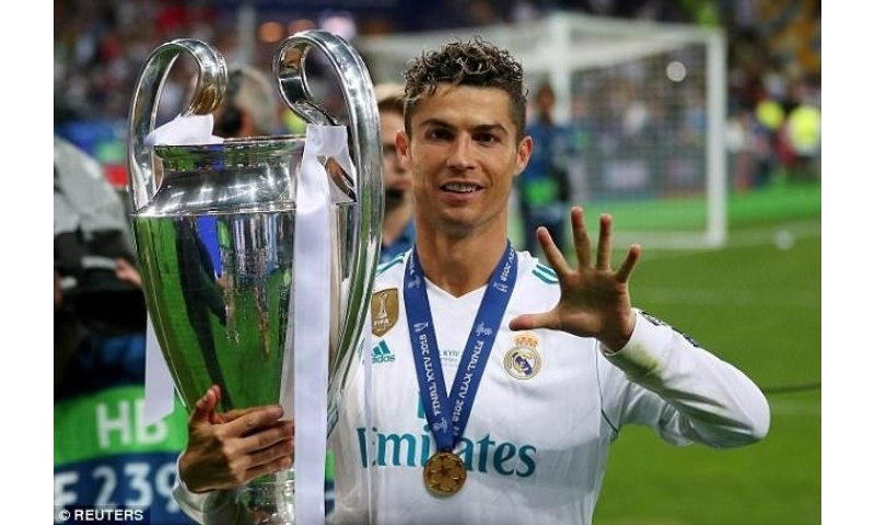 Ronaldo lần đầu tiên đạt được cúp C1 trong sự nghiệp